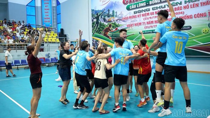 Phía sau mỗi cuộc tranh tài là sự tận tâm của những người chăm sóc, bảo vệ và đồng hành cùng vận động viên.