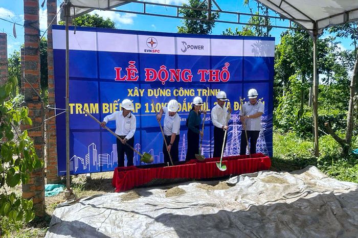 Công ty Điện lực Lâm Đồng động thổ xây dựng dự án Trạm biến áp 110kV Đắk Mil 2 và đấu nối