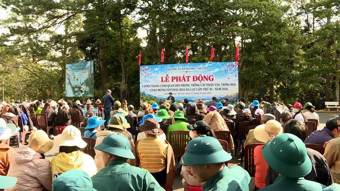Quang cảnh lễ phát động