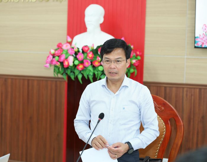Phó Chủ tịch UBND tỉnh Lâm Đồng Đinh Văn Tuấn phát biểu chỉ đạo tại buổi làm việc