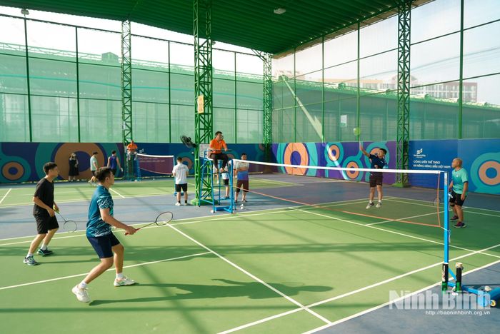Các vận động viên tranh tài môn Cầu lông.