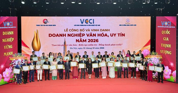 Top 50 doanh nghiệp được lựa chọn và công nhận danh hiệu Doanh nghiệp Văn hóa, Uy tín năm 2026. Ảnh: Viết Chung