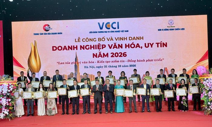 Top 30 doanh nghiệp được lựa chọn và công nhận danh hiệu Doanh nghiệp Văn hóa, Uy tín năm 2026. Ảnh: Viết Chung
