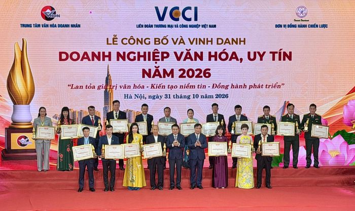 Top 20 Doanh nghiệp được lựa chọn và công nhận danh hiệu Doanh nghiệp Văn hóa, Uy tín năm 2026. Ảnh: Viết Chung