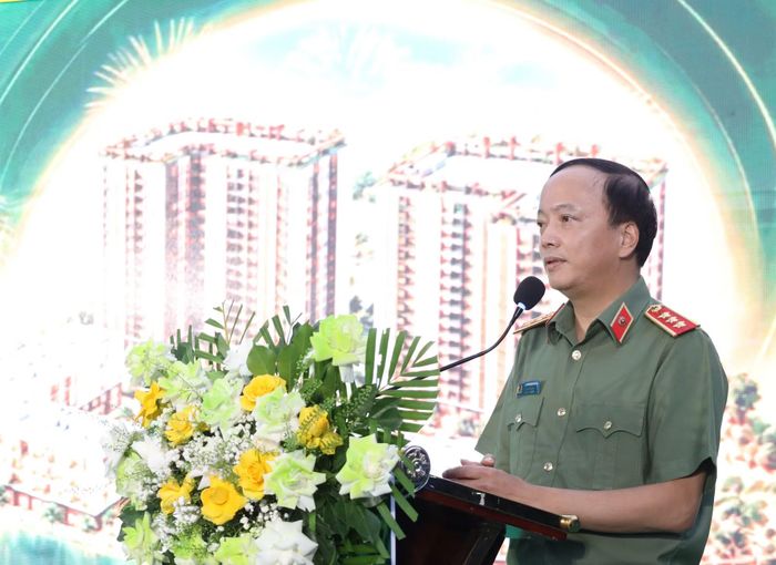 Thứ trưởng Đặng Hồng Đức phát biểu tại lễ khởi công.