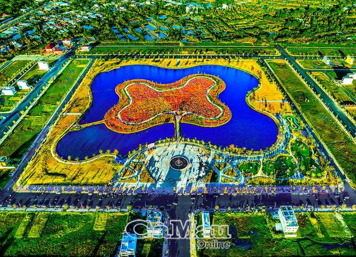 “Ðảo Ngũ phúc Happy Home Cà Mau - điểm du lịch mới tỉnh Cà Mau”, tác giả Huỳnh Lâm, giải Nhì.