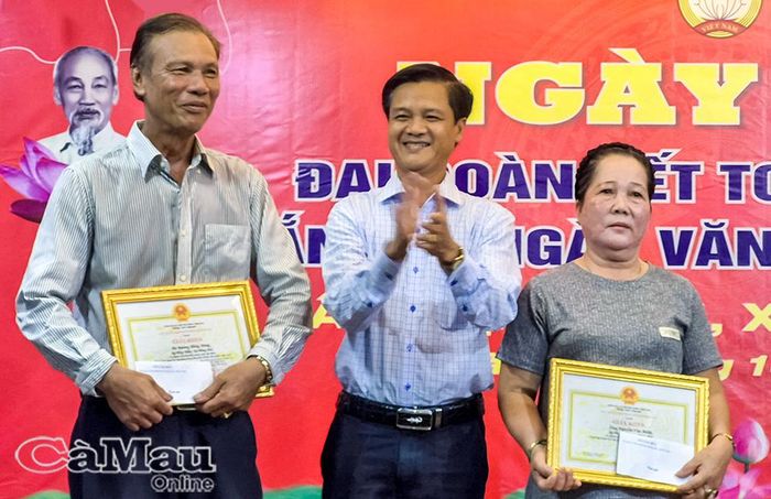 Chủ tịch UBND xã Đông Hải Võ Văn Bửu