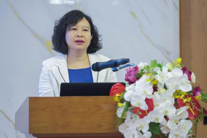 Bà Trịnh Thị Thu Hiền, Phó Cục trưởng Cục Xuất nhập khẩu phát biểu.
