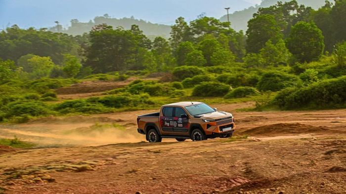 Trải nhiệm lái thử dòng xe Toyota tại PVOIL VOC 2026. Ảnh: Toyota.