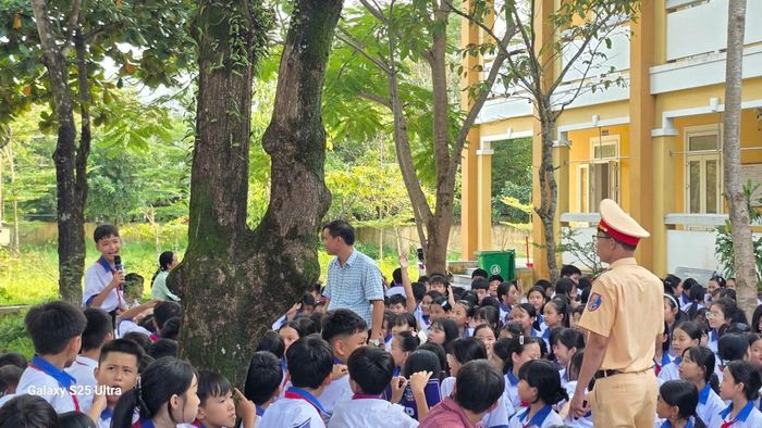 Hoạt động thiết thực nhằm đưa kiến thức pháp luật đến gần hơn với học sinh