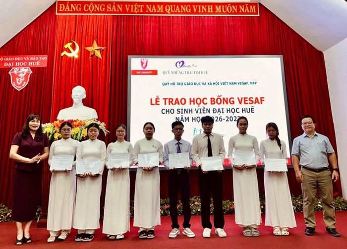Nguồn học bổng do tổ chức VESAF tài trợ, với tổng kinh phí 164.640.000 đồng