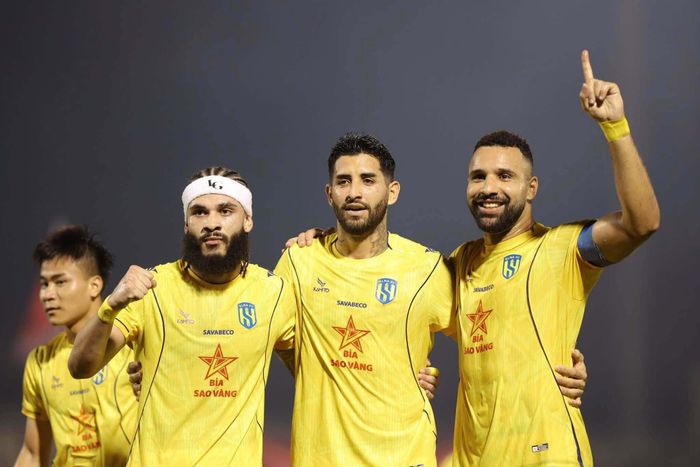 Sông Lam Nghệ An đối đầu với Công An Hà Nội ở vòng 6 V.League. (Ảnh: Song Lam Nghe An Football Club)