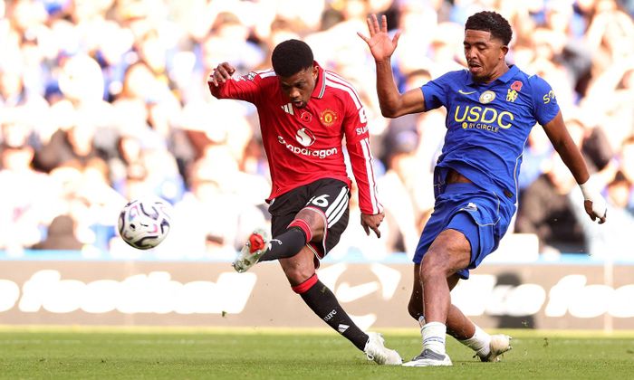 Chelsea đấu với Man Utd ở vòng 9 giải Ngoại Hạng Anh. (Ảnh: Reuters)