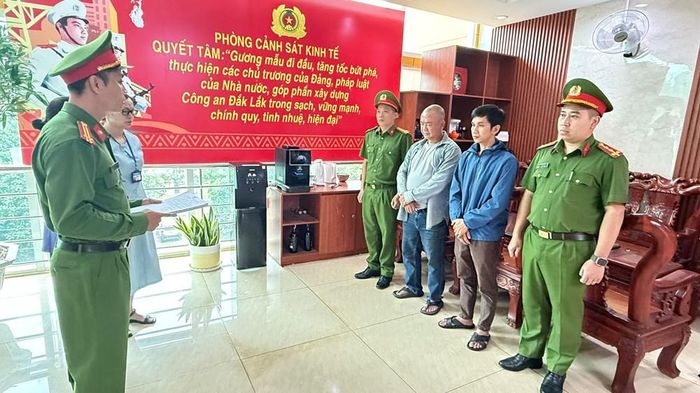 Khởi tố chủ doanh nghiệp kinh doanh hàng giả, gây thất thu thuế hơn 4,3 tỉ đồng