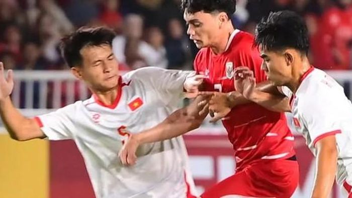 Thua Indonesia phút bù giờ, U19 Việt Nam chờ kết quả 2 bảng còn lại