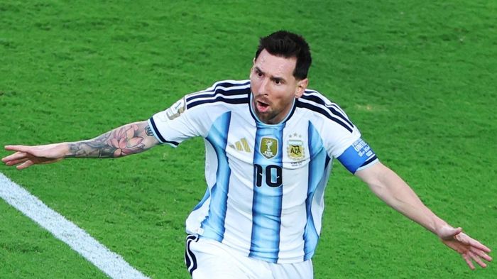 Messi rực sáng với cú hat-trick giúp Argentina phô diễn sức mạnh
