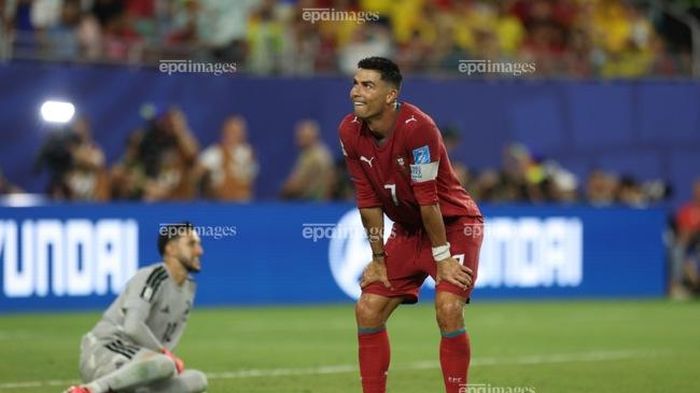 Ronaldo báo động đỏ, Bồ Đào Nha nguy cơ dừng bước