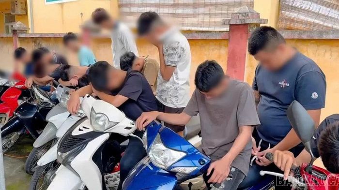 L&agrave;o Cai: Khởi tố nh&oacute;m thanh thiếu ni&ecirc;n mang hung kh&iacute; g&acirc;y rối trật tự c&ocirc;ng cộng trong đ&ecirc;m