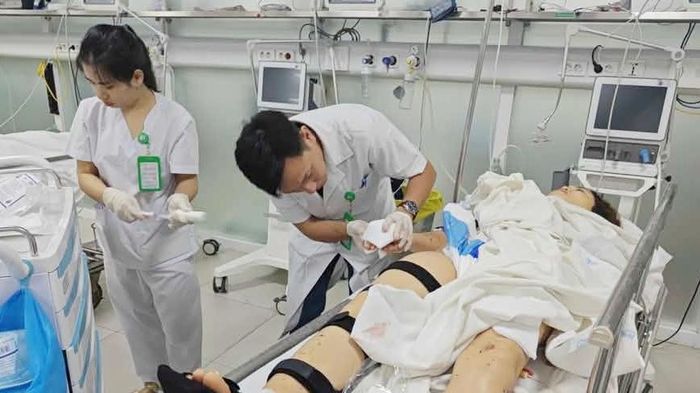 Th&ocirc;ng tin mới nhất sức khỏe nạn nh&acirc;n vụ lật xe kh&aacute;ch tr&ecirc;n cao tốc Hải Ph&ograve;ng