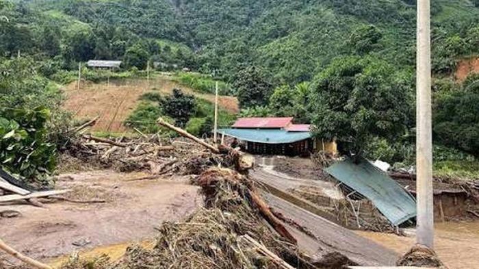 Mưa d&ocirc;ng mạnh g&acirc;y thiệt hại nặng ở L&agrave;o Cai v&agrave; Lai Ch&acirc;u