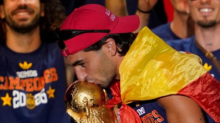 Người hùng World Cup 2026 thành 'hàng hot'