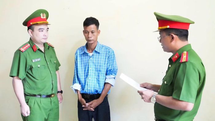 C&ocirc;ng nh&acirc;n rơi từ độ cao 12 m, chủ doanh nghiệp bị khởi tố