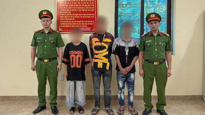 Ba thanh thiếu ni&ecirc;n trộm li&ecirc;n tiếp 5 xe m&aacute;y, thay ổ kh&oacute;a rồi mang b&aacute;n lấy tiền ti&ecirc;u x&agrave;i