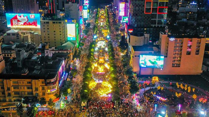 Bộ VHTT&DL chọn phương án nghỉ Tết Nguyên đán 2027 dài 7 ngày