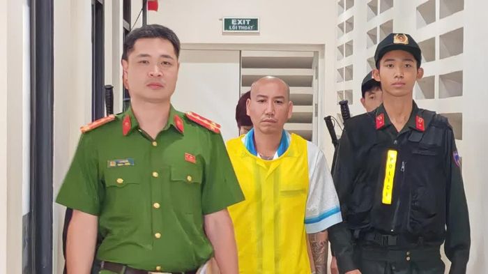 Nóng: Khởi tố vợ chồng Phú Lê
