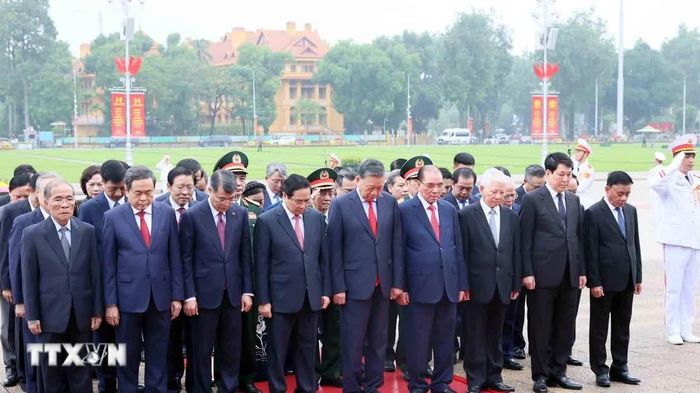 81 năm Quốc khánh: Lãnh đạo Đảng, Nhà nước vào Lăng viếng Chủ tịch Hồ Chí Minh
