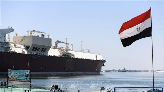 Kênh đào Suez phục hồi giúp thúc đẩy tăng trưởng kinh tế Ai Cập