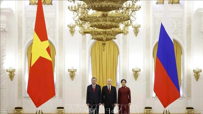 Tổng thống Liên bang Nga Vladimir Putin chủ trì Lễ đón Tổng Bí thư, Chủ tịch nước Tô Lâm