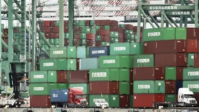 Kinh tế thế giới bắt đầu 'dè chừng' Mỹ