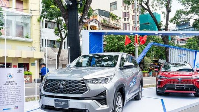 Xe hybrid tự sạc đứng ở đâu trong bài toán phát thải và chi phí nhiên liệu?