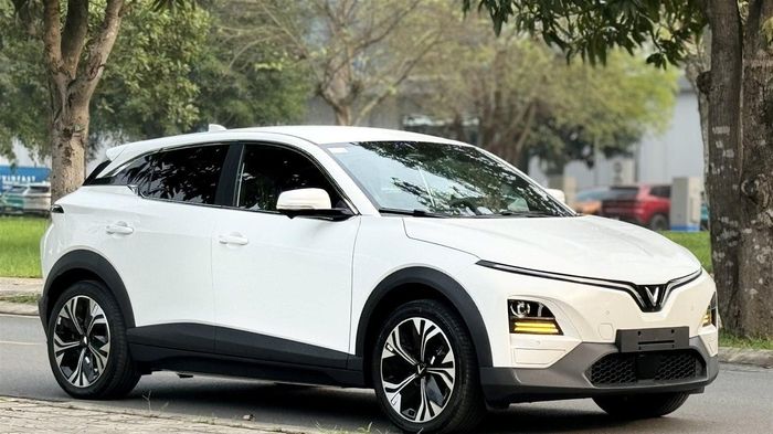 Doanh số CUV cỡ B tháng 8 sụt giảm, VinFast VF 6 vẫn giữ vững vị thế