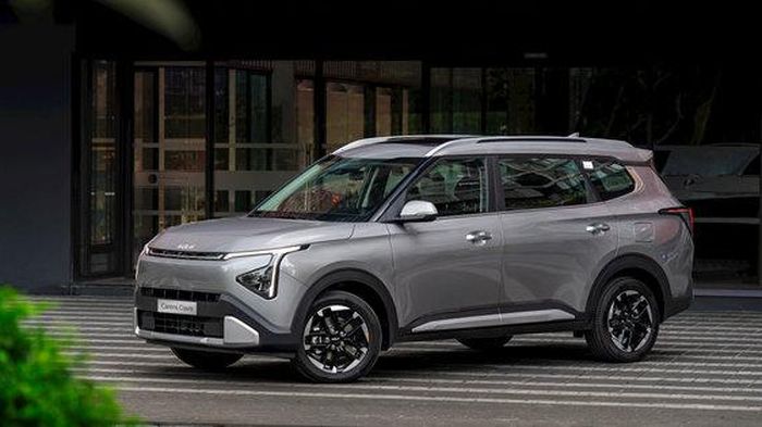 Thị trường ô tô vào mùa nước rút 2026 với lượng xe mới nhiều hiếm thấy