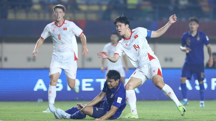 Lý do tuyển Việt Nam thua Thái Lan