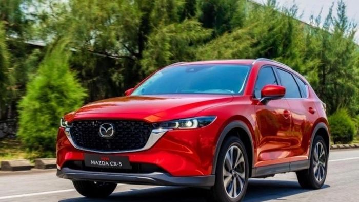 Đáy mới ở nhóm SUV cỡ C, Mazda CX-5 giá từ 638 triệu ở đại lý