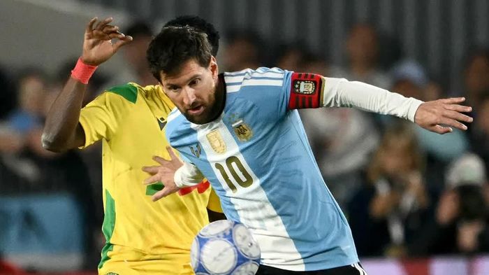 Messi tỏa sáng trong trận đấu chia tay, tuyển Argentina thắng dễ 3-0