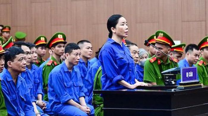Cựu Viện trưởng Viện Pháp y tâm thần Trung ương và 'bà trùm' nhận án tù