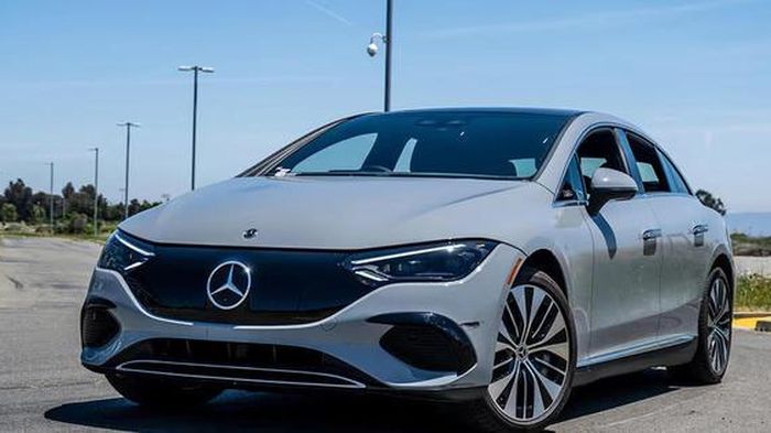 Mercedes dự kiến khai tử sedan điện EQE sau 3 năm mở bán tại Mỹ