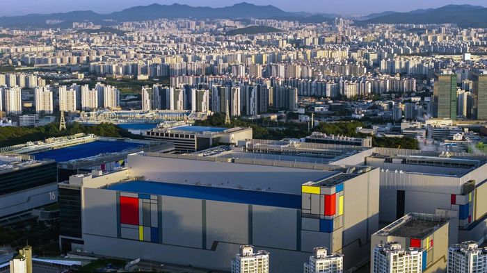 Không cản nổi Samsung