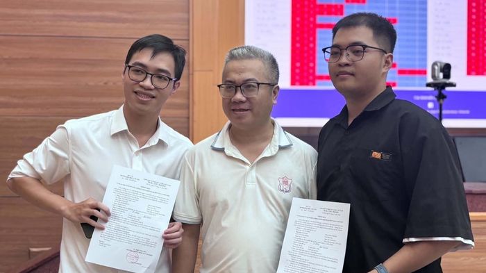 Quyết định học ngành ai nghe cũng lạ của 2 bác sĩ nội trú