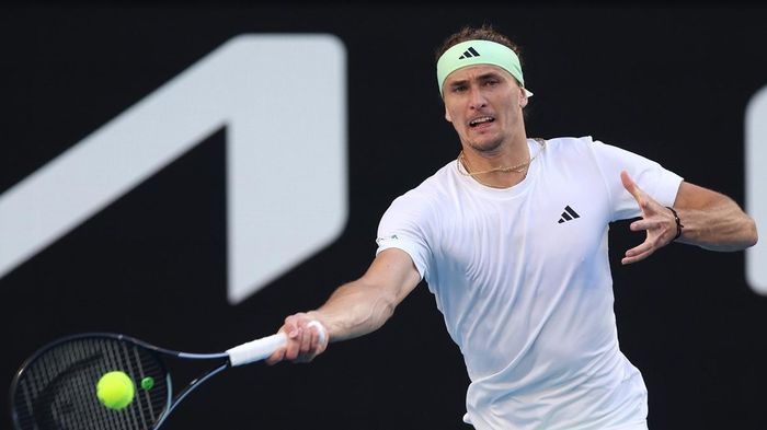 Zverev mừng ngôi số 1 ATP bằng vé tứ kết Thượng Hải Masters