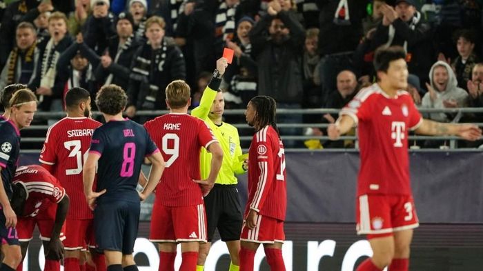 Olise bị treo giò vì ném bóng vào mặt đối thủ, Arsenal reo vui
