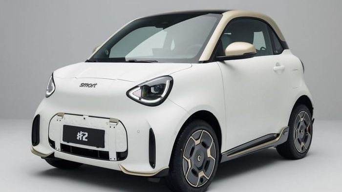 Xe điện mini có phạm vi hoạt động 290km trở lại, hứa hẹn hút khách trẻ tuổi