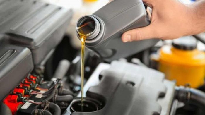 Dầu động cơ hybrid có gì khác dầu động cơ thông thường?
