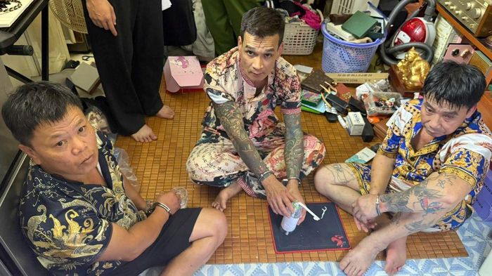 Khám xét khẩn cấp nơi ở của Nguyễn Thị Hồng Nhung, phát hiện 'bí mật động trời'