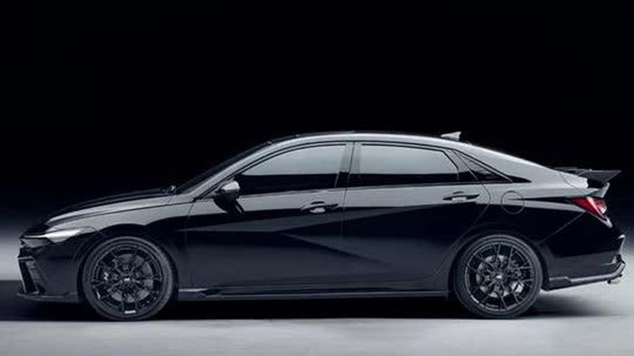 Hyundai Elantra N Monochrome ra mắt: Thiết kế thể thao, công suất 286 mã lực