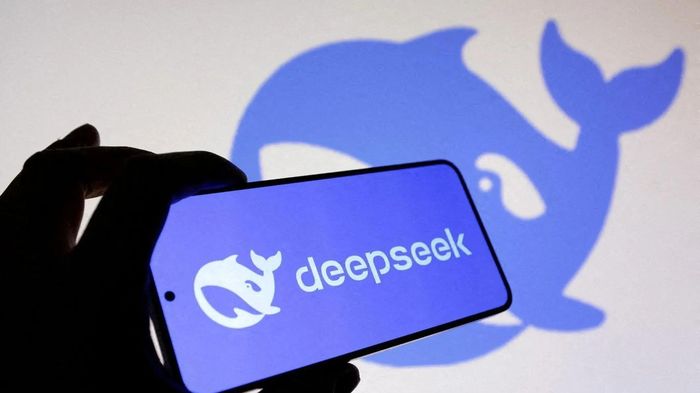 Huawei, DeepSeek bị nghi dùng sách lậu để huấn luyện AI